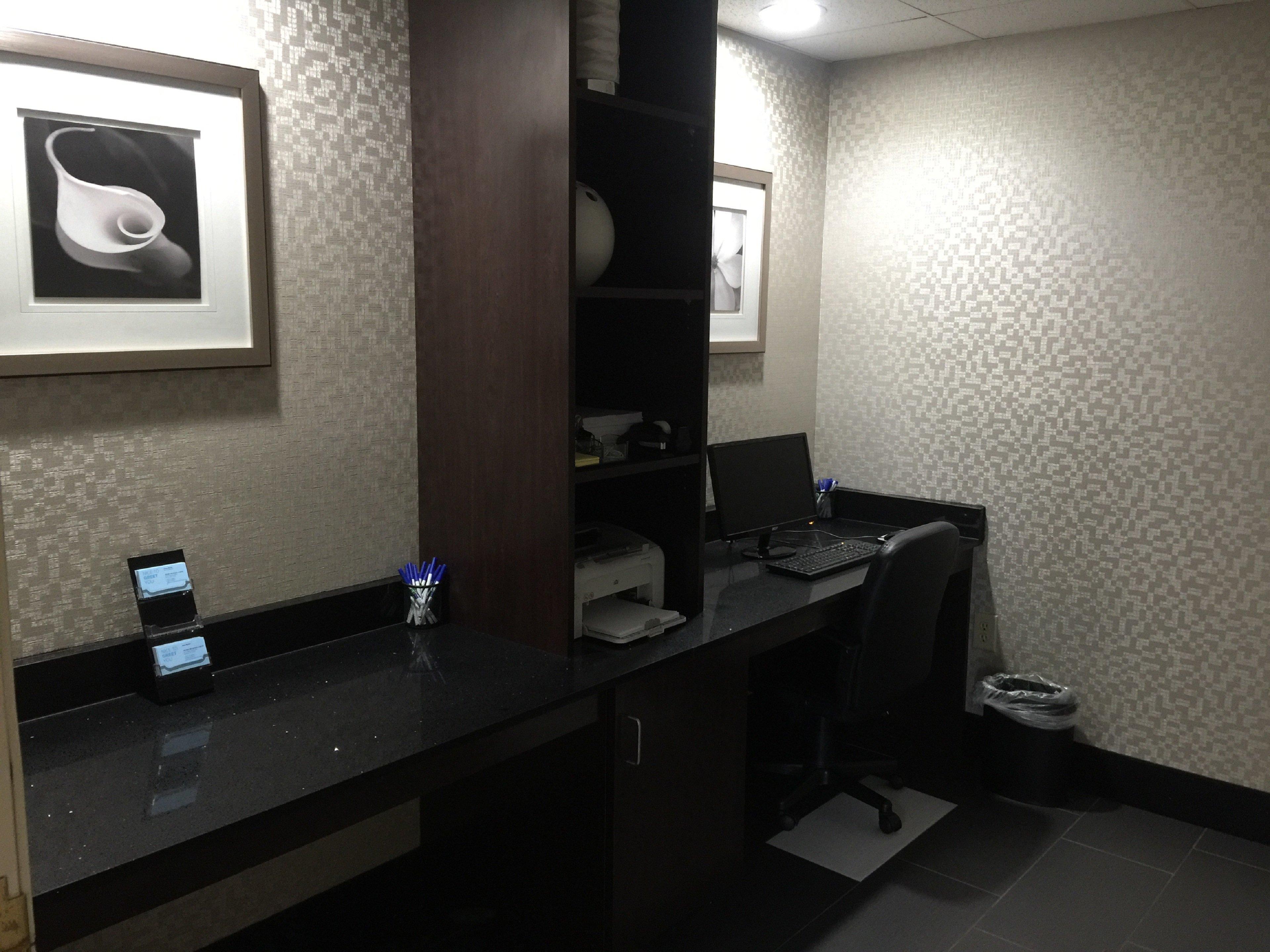 Holiday Inn Express Hotel & Suites Sanford By Ihg Bagian luar foto
